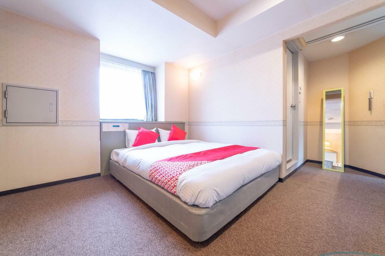 Oyo Business Hotel Nishiura Йоккаити Экстерьер фото