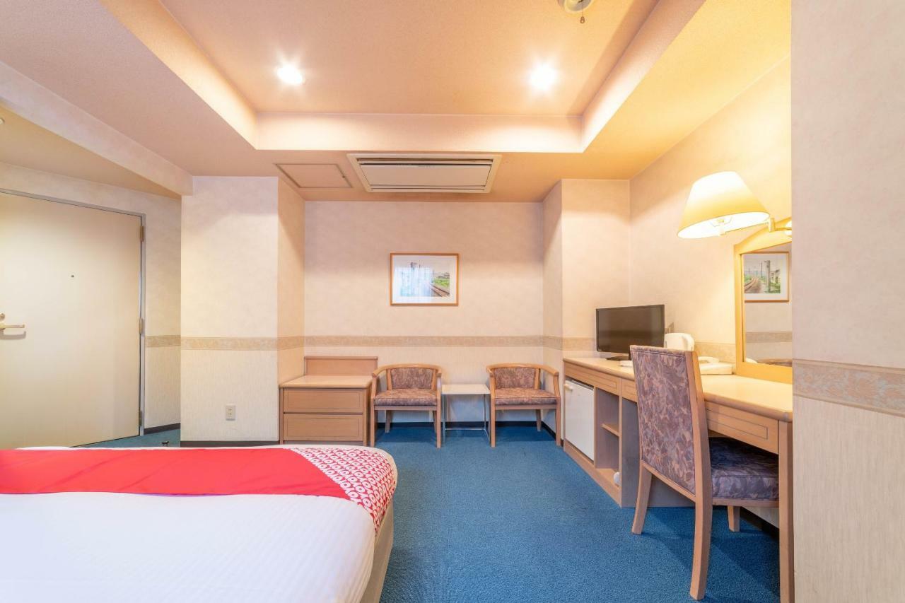 Oyo Business Hotel Nishiura Йоккаити Экстерьер фото