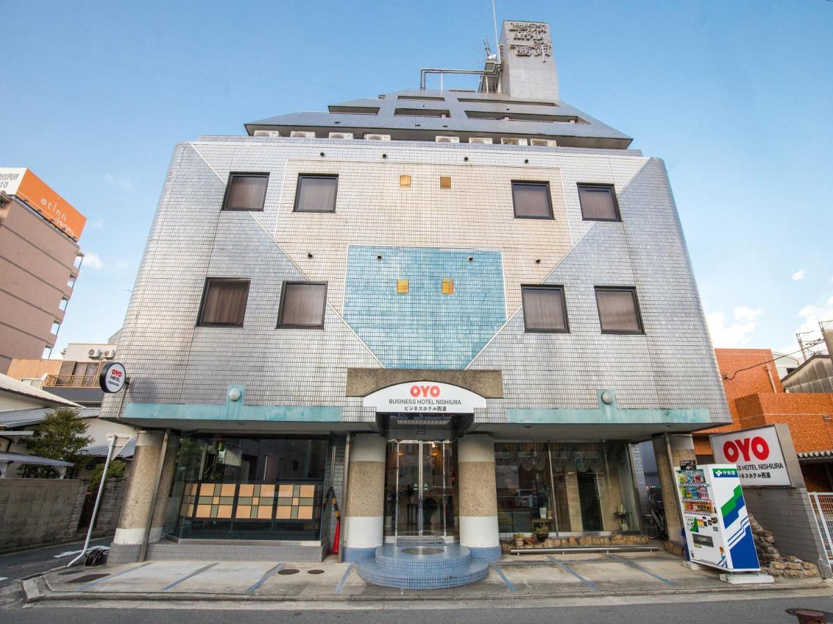 Oyo Business Hotel Nishiura Йоккаити Экстерьер фото